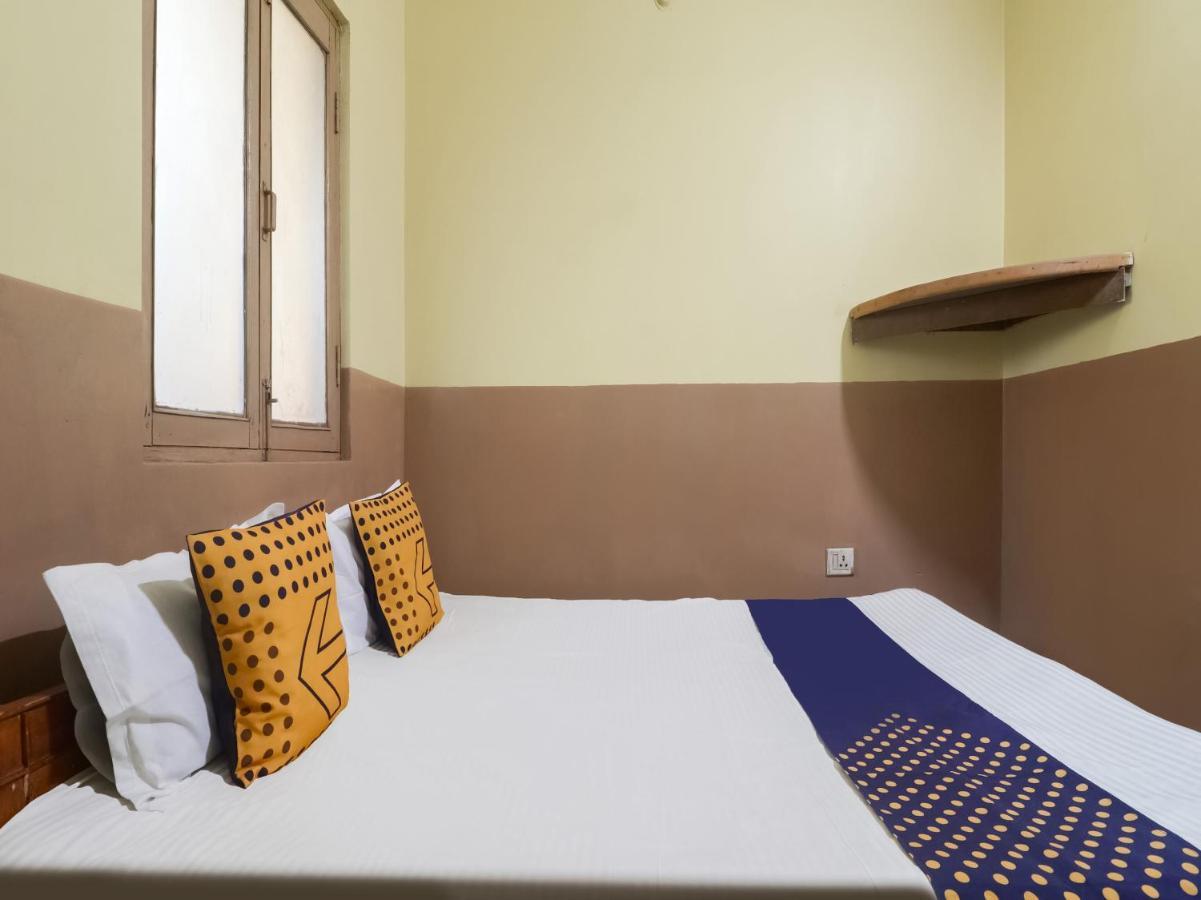 Spot On 79293 Hotel Rajesh Patna  Exterior photo