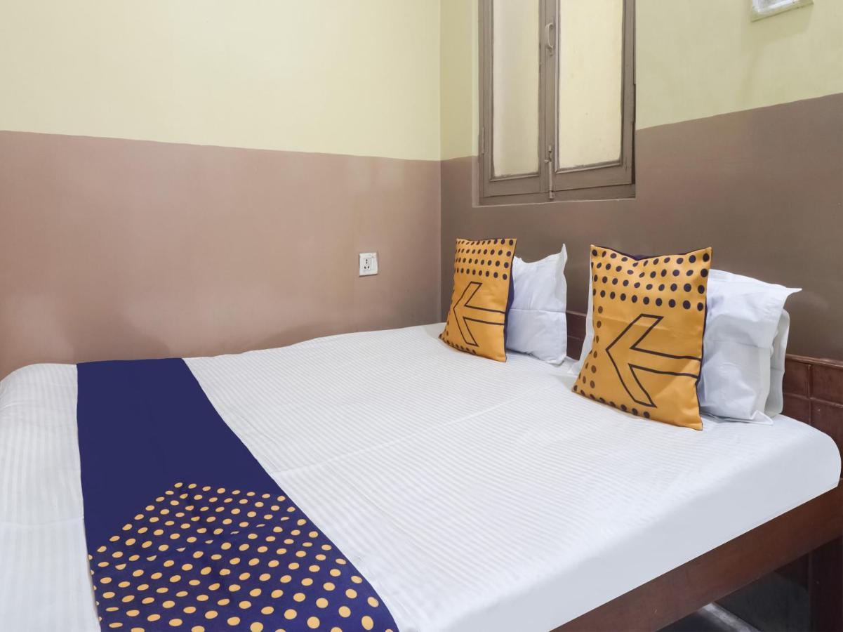 Spot On 79293 Hotel Rajesh Patna  Exterior photo